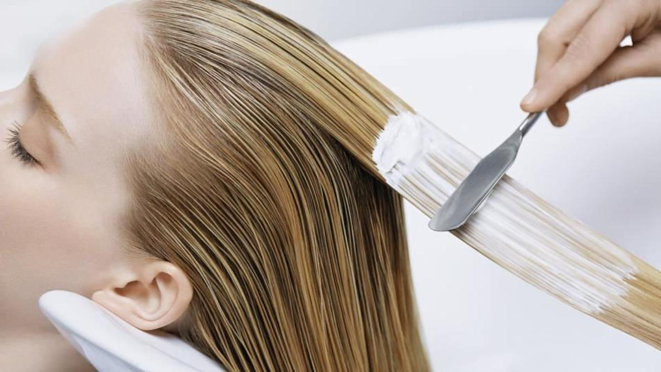 Kışın Evde Saç Bakımı Nasıl Yapılır? En Kolay Saç Bakımı Yöntemi ilgili Koparak Dökülen Saçlara Evde Bakım