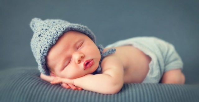 Rüyada Bebek Öpmek Ne Anlama Gelir? Ne Demektir? Nedir Ve Nasıl ile Rüyada Bir Kızı Öpmek