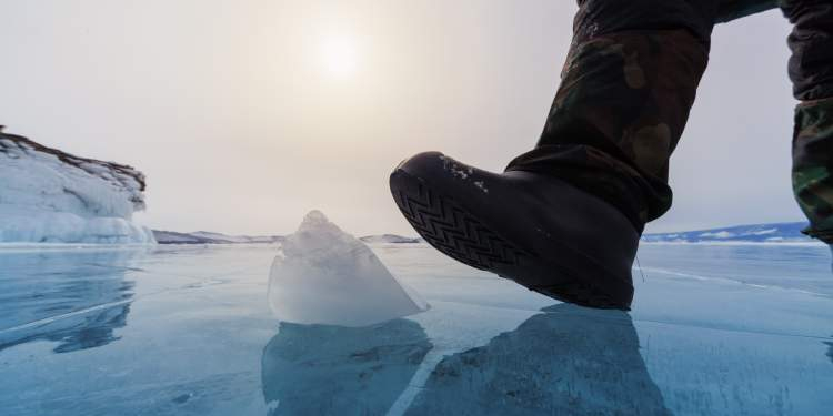 Rüyada Buz Tutmuş Gölün Üstünde Yürümek Ruyandagor ilgili Rüyada Her Yerin Buz Tuttuğunu Görmek Ne Anlama Gelir