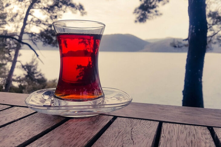 Rüyada Çay Görmek Ne Anlama Gelir? Güncel Oku amaçlanan Rüyada Çay Ikram Etmek