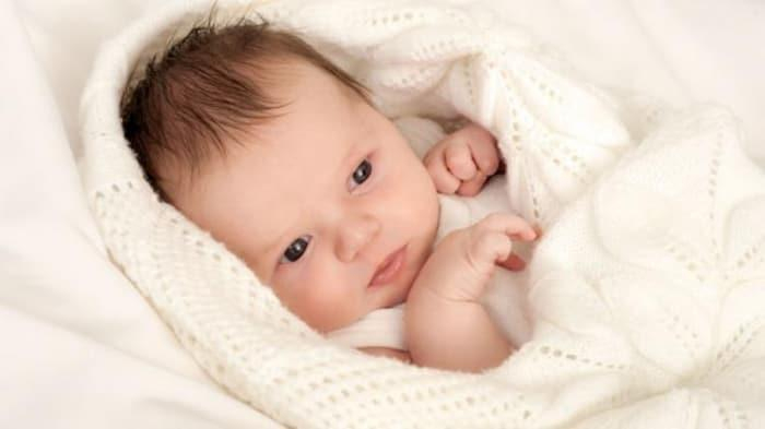 Rüyada Kız Bebek Doğurmak Ne Anlama Geliyor? Rüyada Kız Bebek amaçlanan Rüyada Bebek Öpmek