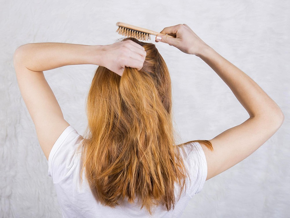Saç Kabarmasını Önleyen Doğal Yöntemler, Şampuan, Maske, Yağ, Sprey içeride Rüyada Bir Tutam Saçın Ele Gelmesi Ne Anlama Gelir